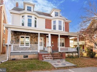 922 Queen St, Pottstown, PA 19464
