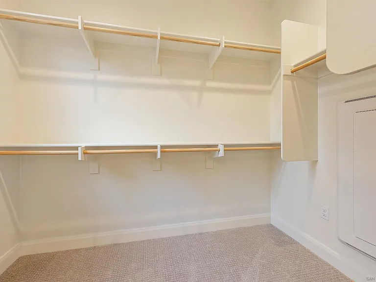 2115 Solara Ln — Photo 16