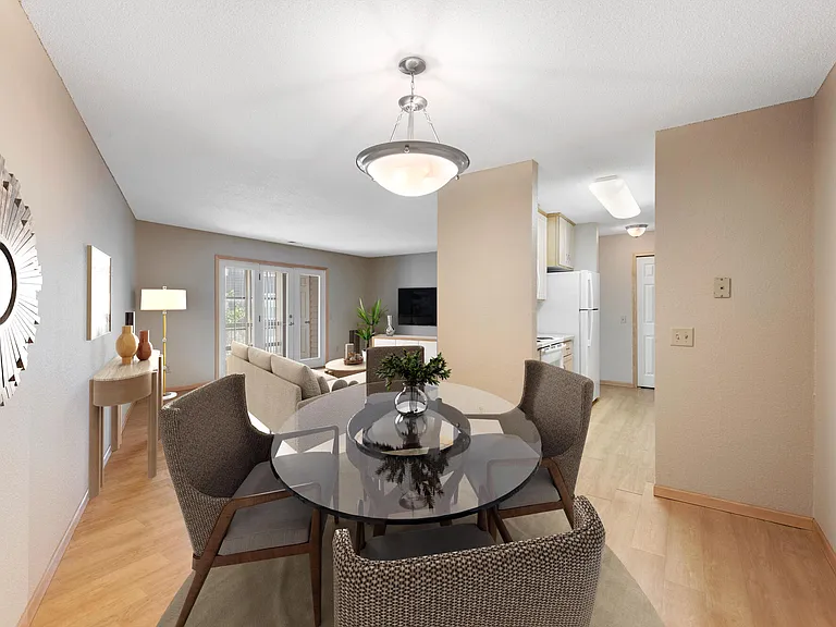 Forest Place Apartments — Photo 12