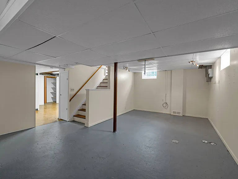 3020 Syracuse St — Photo 25