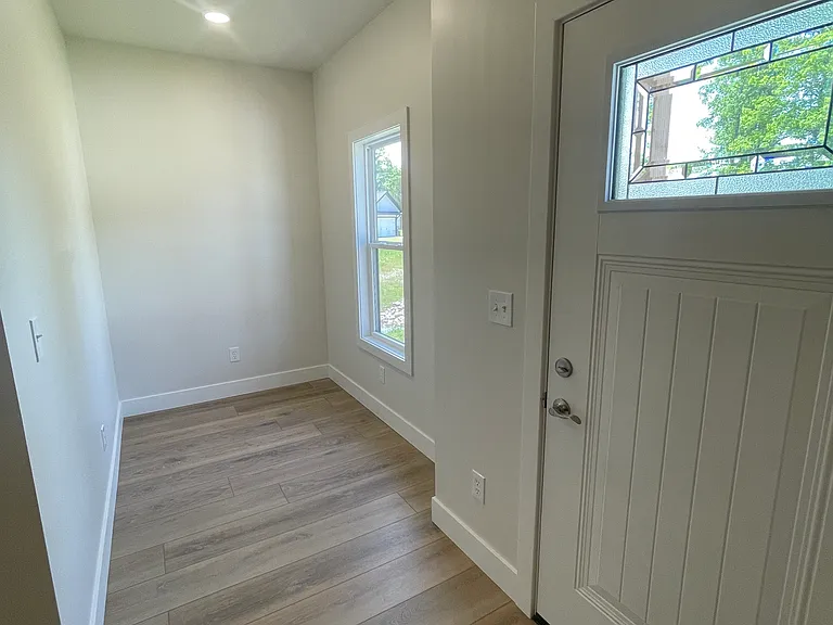 269 Berkshire Dr — Photo 14