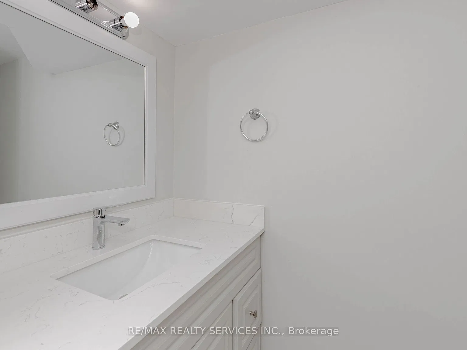 4 bed, $4,000 — Photo 3