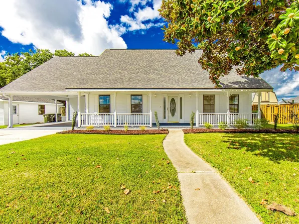 502 Racquet Ln, Houma, LA 70360