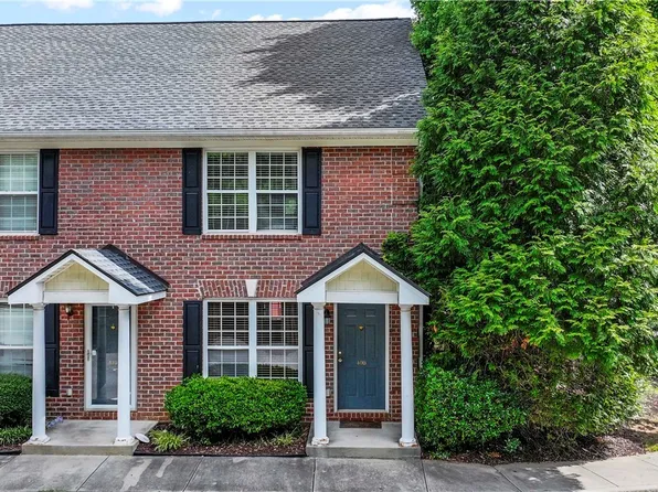 240 Cleveland Rd #400, Bogart, GA 30622