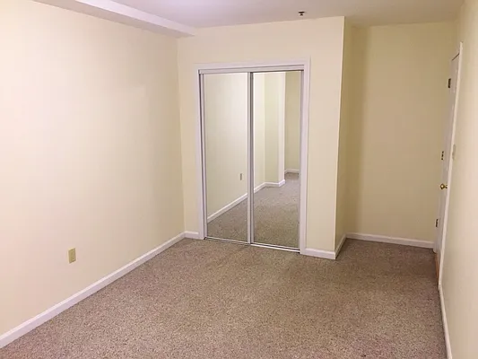 Rented by Le Parc Property Management LTD. | media 25