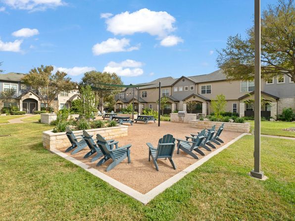 1215 W Slaughter Ln APT 813