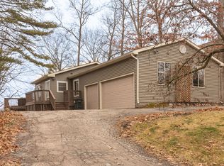 11669 Timberlane Trl, Hartland, MI