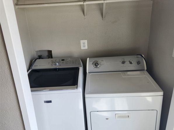 des-moines-iowa-251547434 picture