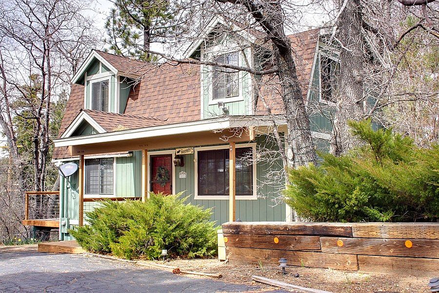 2nd image of 1190 Villa Grove Ave