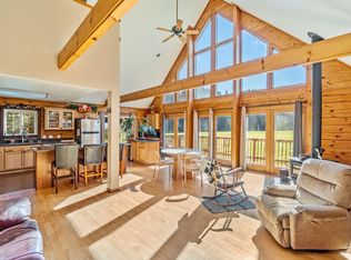 800 Riverside Park Rd, Carlotta, CA 95528