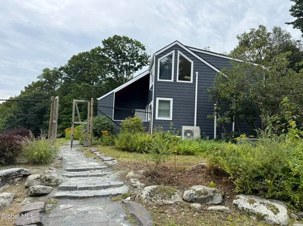 83 Presbyterian Hill Road, Stephentown, NY 12168