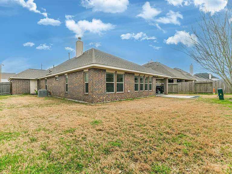 1316 Graham Trace Ln — Photo 30