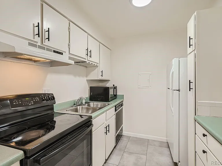 12151 Melody Dr #201 — Photo 3