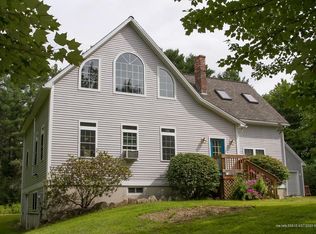 37 Windy Meadows Dr, Manchester, ME 04351
