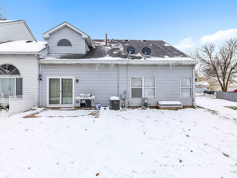 4347 Larkspur Ln — Photo 34