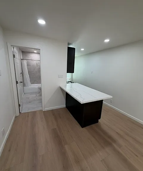 5763 Mission St #2 — Photo 8