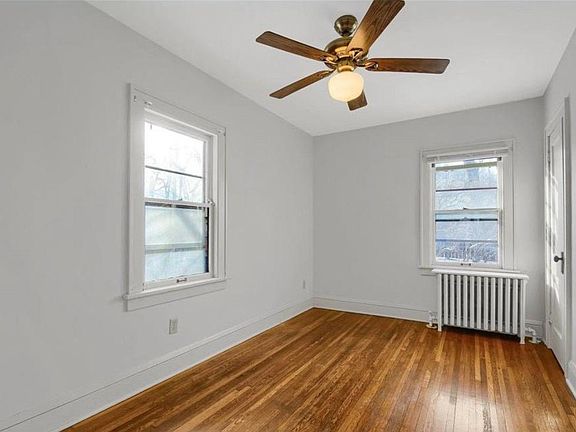 5th image of 3110 4th St SE Unit 1