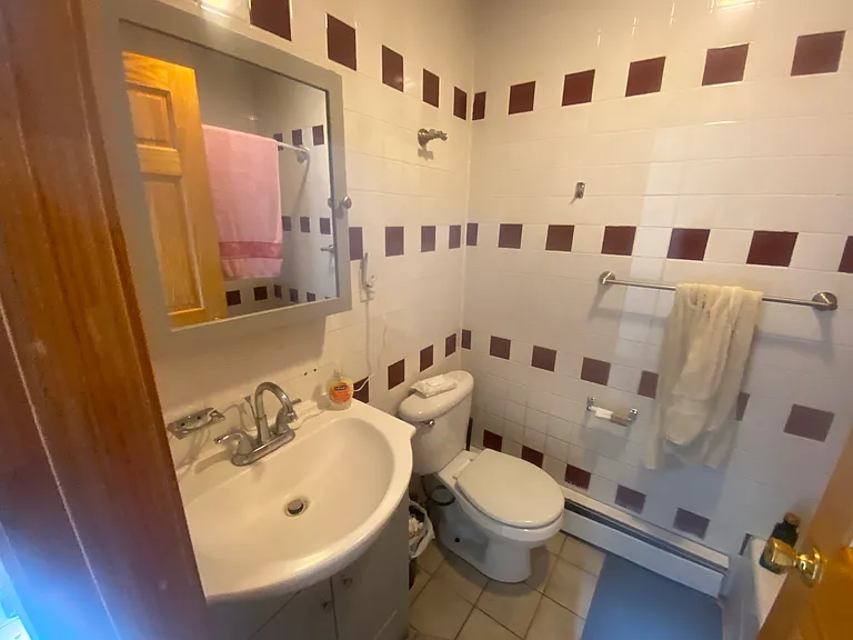 129 Cedar St #12 — Photo 12