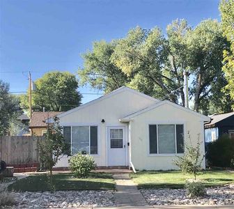 908 E Canby St, Laramie, WY, 82072