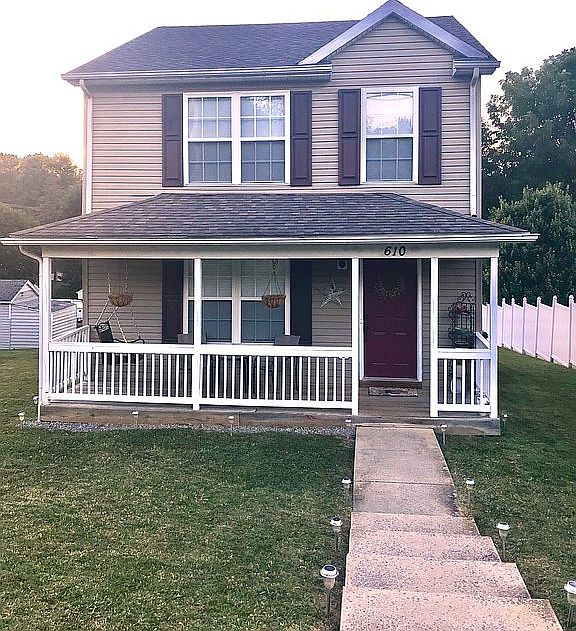 2nd image of 610 D St
