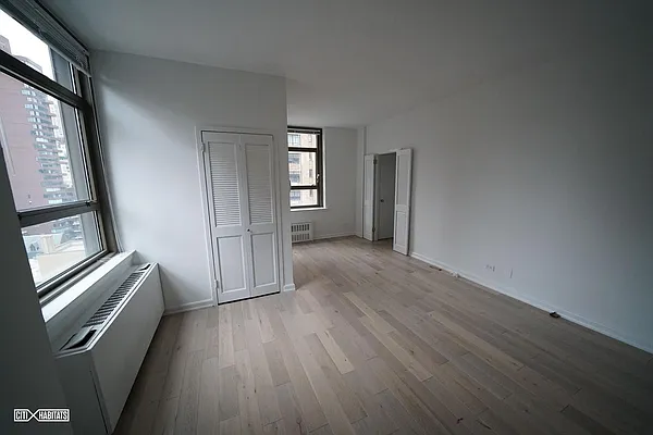 Rented by Citi Habitats | media 16