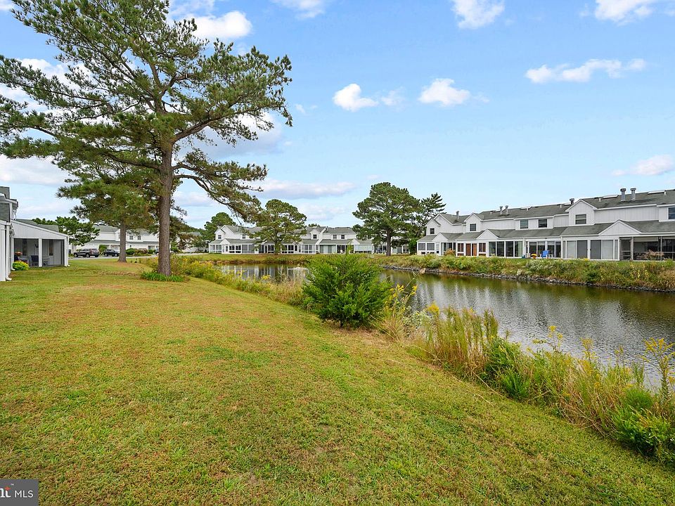 1st image of 38243 Cardinal Ln Unit 120