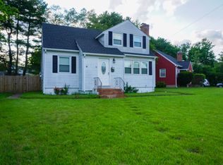 381 Oak St, East Hartford, CT 06118