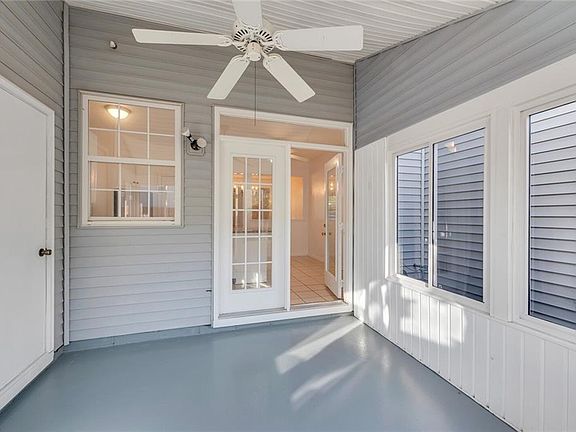 4th image of 736 Windbrook Circle