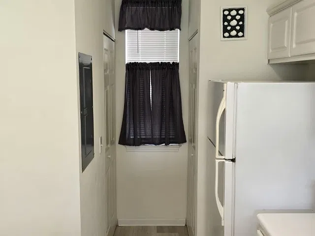 2 bed, 995 sqft, $1,500 — Photo 2