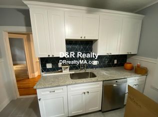 209 Boston Ave #B, Medford, MA 02155