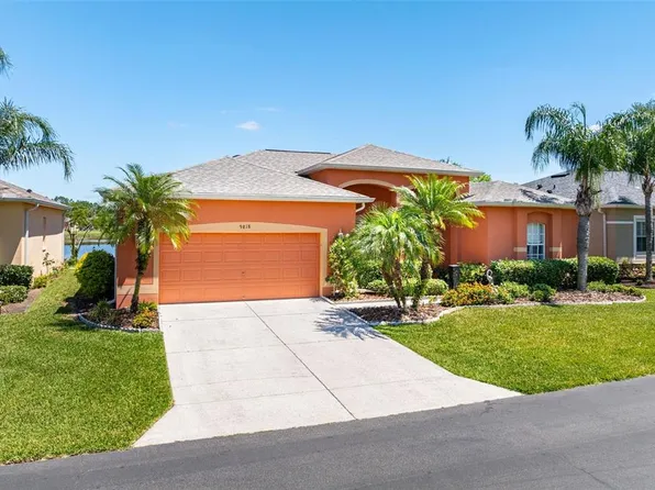 9818 Rolling Cir, San Antonio, FL 33576