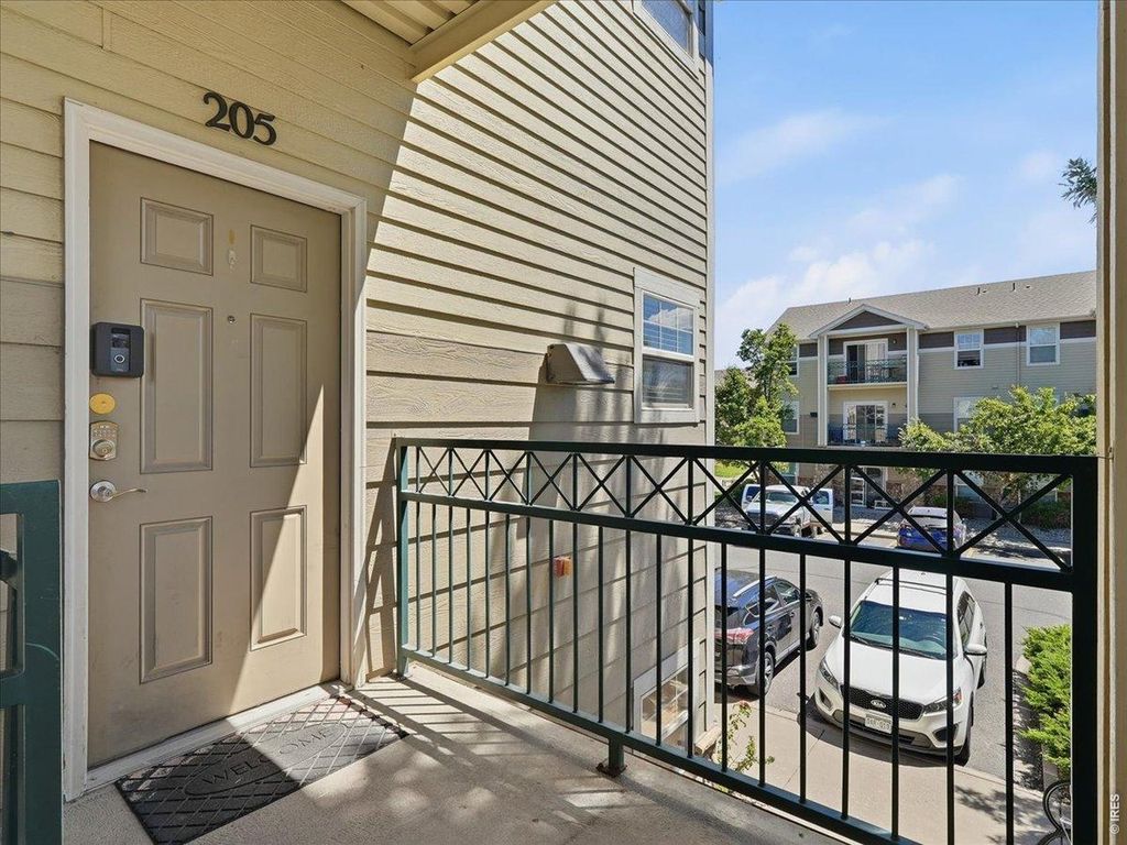 2226 W Elizabeth St #C205