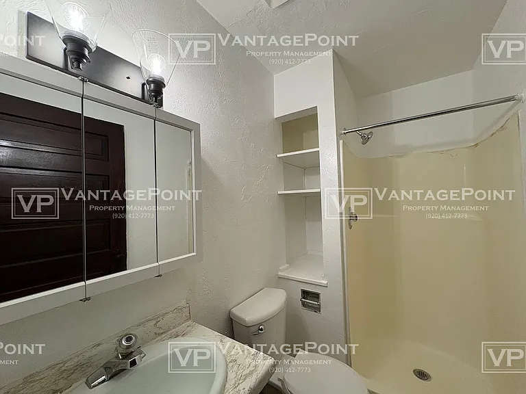 613 Hubbard St — Photo 12