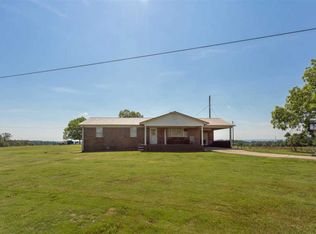 870 Cherokee Dr, Horton, AL 35980