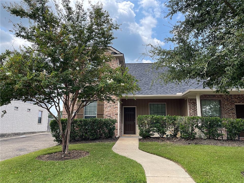 1st image of 3838 Oldenburg Ln