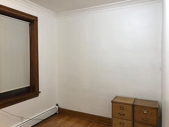 2nd image of 4058 S Montgomery Ave #1