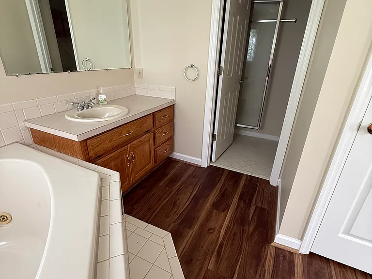 1085 Terry Ln — Photo 18