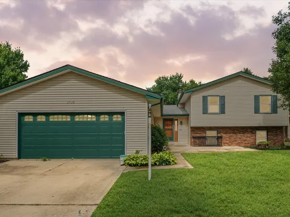 1705 Stratford Dr, Champaign, IL 61821