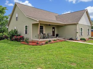 4801 Scenic Lake Dr, Mount Vernon, IN 47620