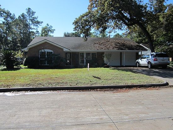 2nd image of 10131 Hanka Dr