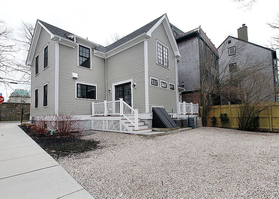 2nd image of 485 Spring Street