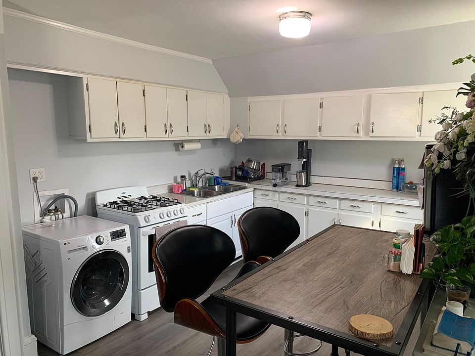 1st image of 482 Oakland Ave Floor 2
