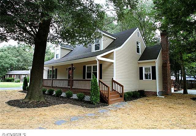 1st image of 5915 Meadwood Cir