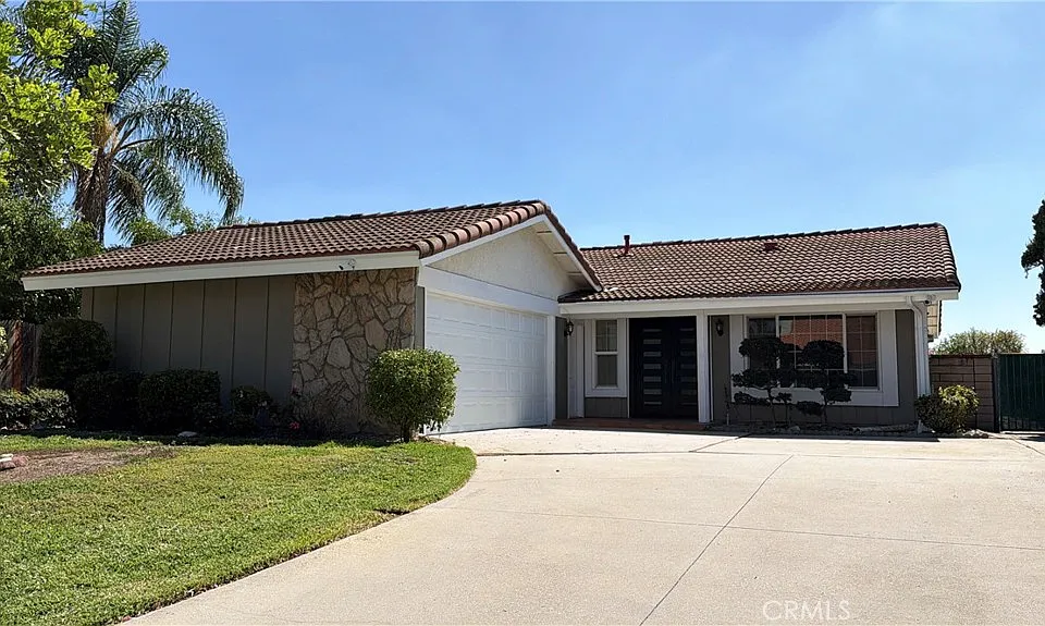 23426 Clayhorn Dr