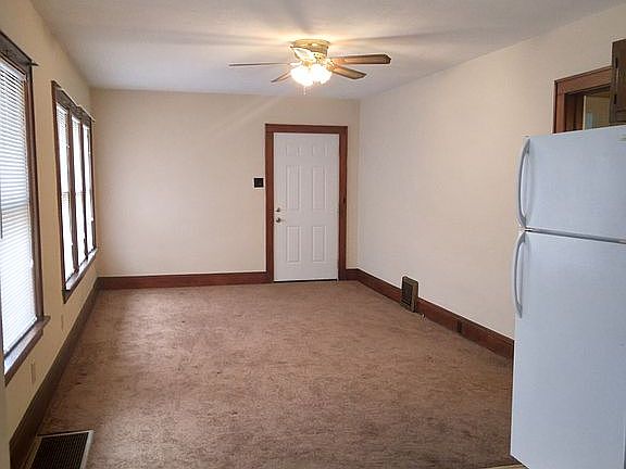 2nd image of 123 Louise Ct