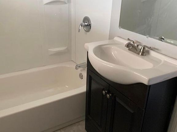 full bath 2nd floor