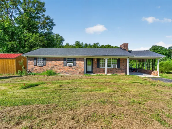 3713 Paint Creek Rd, Stanton, KY 40380