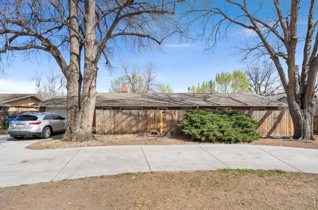 1012 S Taft Hill Rd