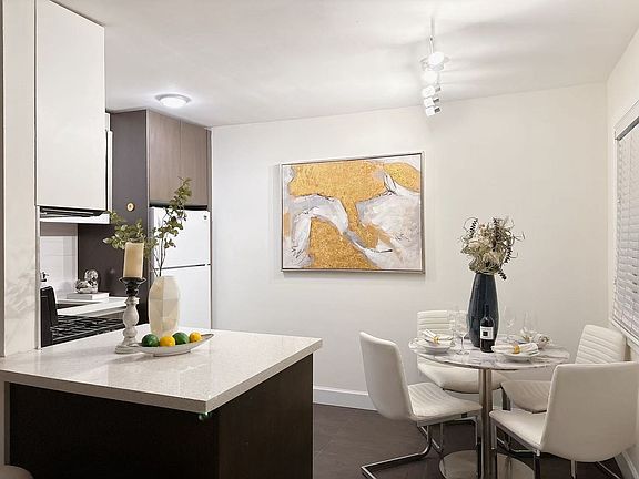 2nd image of 1250 W 37th St #6