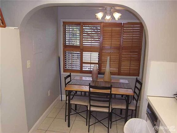 4th image of 10114 NW 41st St #807